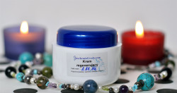 Uroda 40 plus - Biochemia Urody - krem regenerujący z retinolem