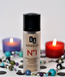 Uroda 40 plus - Oceanic - AA Make Up No 1 podkład wypełniający zmarszczki