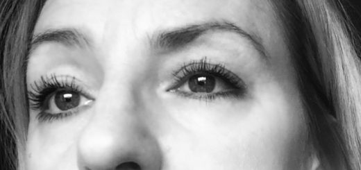 Uroda 40 plus - ćwiczenia na opadające powieki